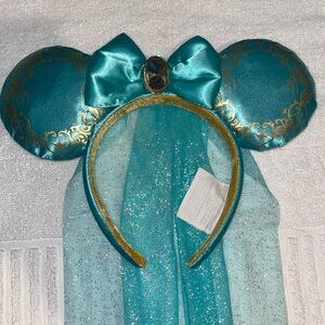 AUTHENTIC DISNEYPARKS EXCLUSIVE MERCHANDISE—2024 Jasmine Vail Ears Headband